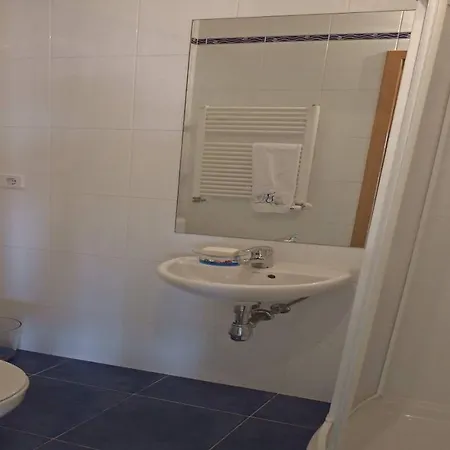Atlantic Ocean & Pool Apartman *