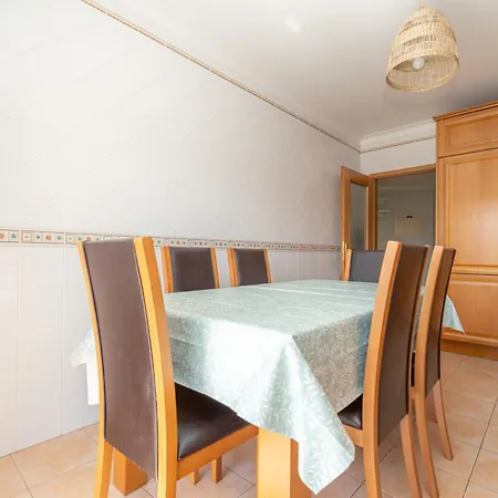 Atlantic Ocean & Pool Apartman *